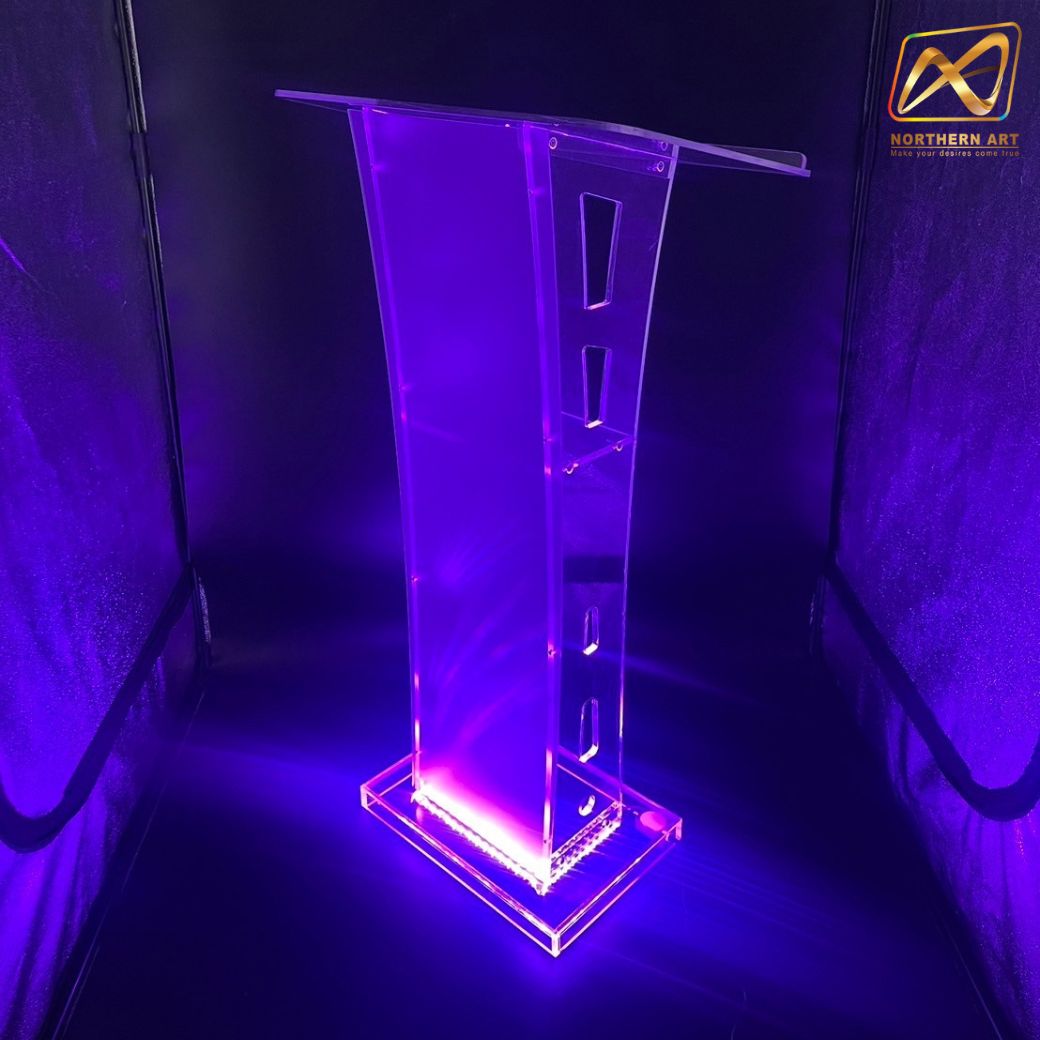 โพเดียม อะคริลิค เรืองแสงLED เปลี่ยนสีได้ พร้อมรีโมท ขนาด 60x40x114 cm.