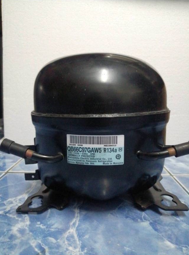 0000551 คอมเพรสเซอร์ ตู้เย็น QB66C97GAW5 พานาโซนิค (1/5HP) น้ำยา R134a ไฟ 220-240V