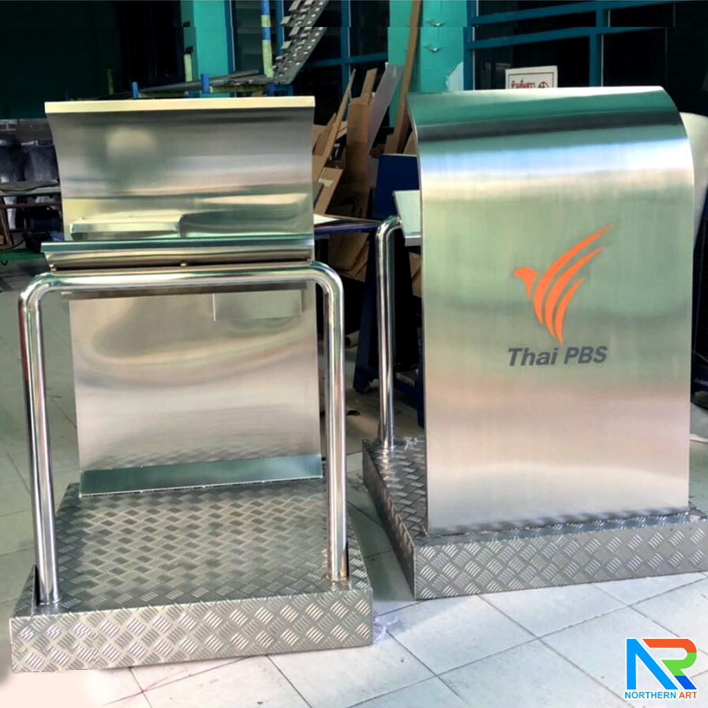 โพเดียมรปภ.รุ่น PD-GR-01 ขนาด (W) 85 x (L) 85 (H) 135 ซม. สแตนเลส เกรด304 ไม่เป็นสนิม แข็งแรง ทนทาน พร้อมที่นั่ง และช่องใส่เอกสาร