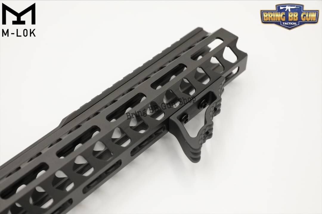 กริ๊ปมือหน้า (Angled Foregrip) รุ่น M01 (ระบบ M-Lok)
