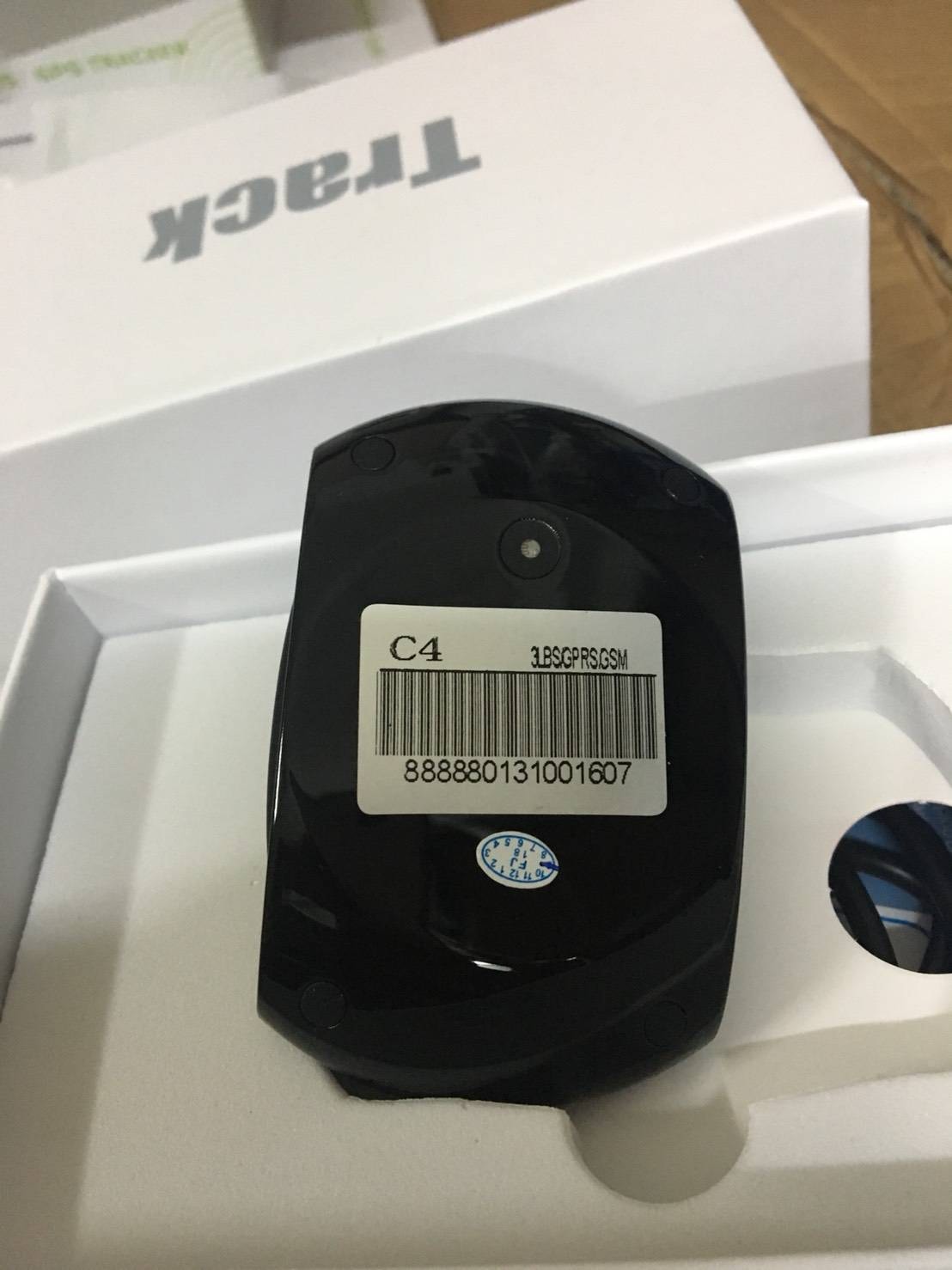 ซื้อ จีพีเอส GPS one tracker ติดตามคน ติดตามรถ ติดตามแฟน GPS ONE รุ่นใหม่