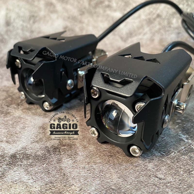 สปอตไลท์จิ๋วทรงเหลี่ยม 60w มี 2 สี สีวอร์ม กับ ขาว สามารถเลือกปรับได้