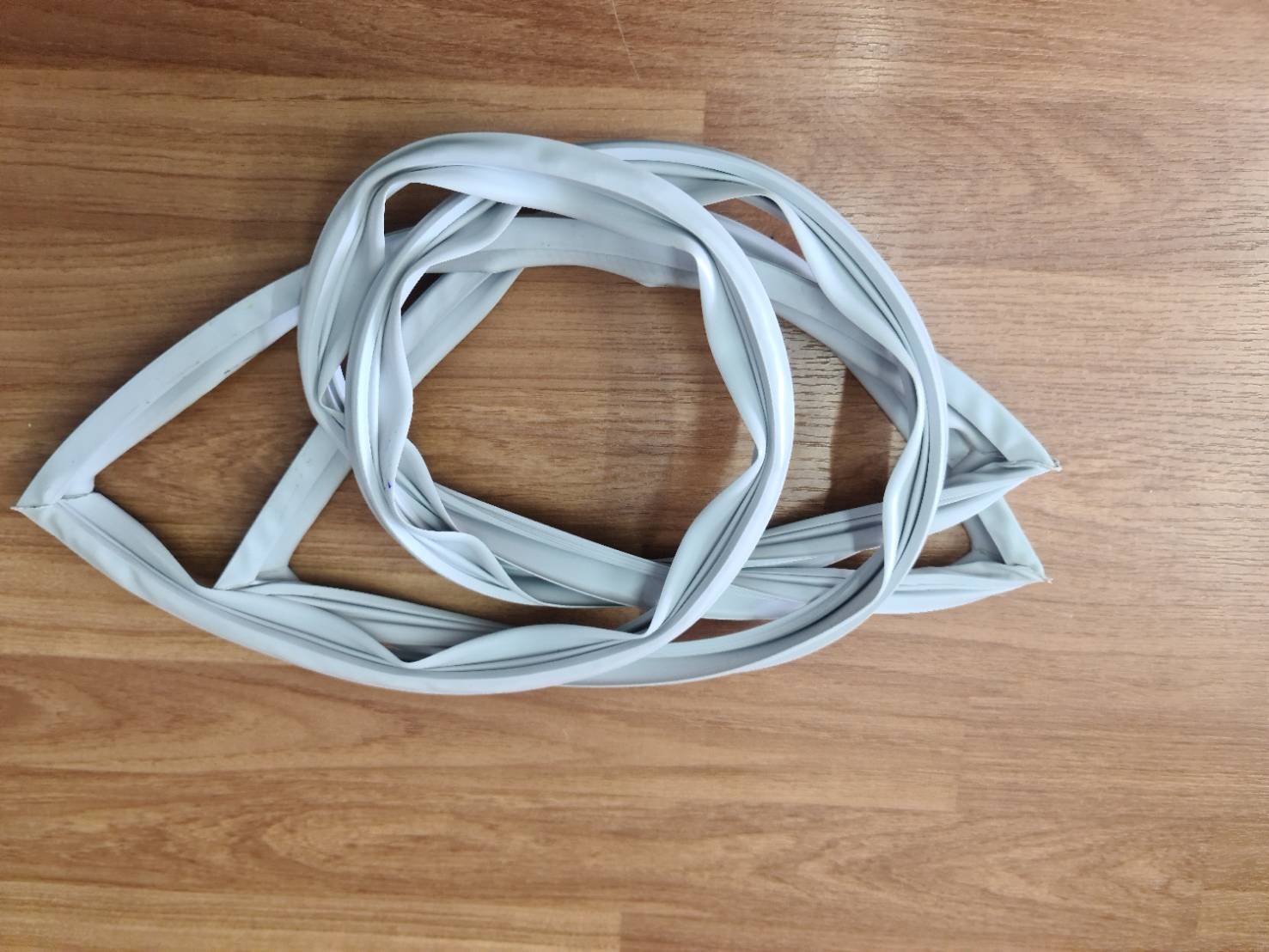 0000611 ขอบยาง ตู้เย็น Toshiba GR-2504.D