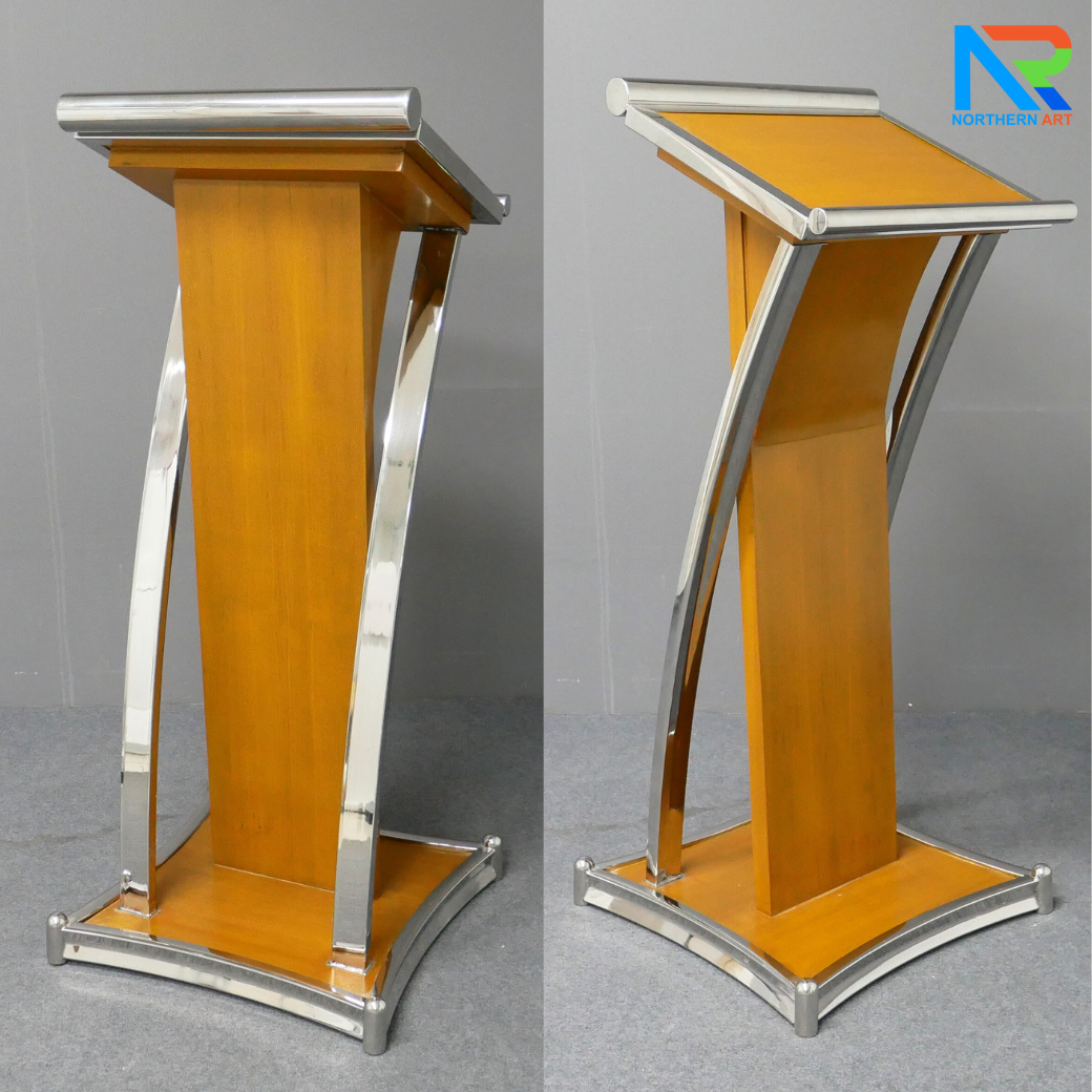 โพเดียมไม้สีสัก ตกแต่งสแตนเลส เกรด304 ขนาด (W) 47 x (D) 44 x (H)120 cm.