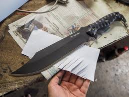 มีดใบตาย ควายดำ เป็นทรงโบวี่