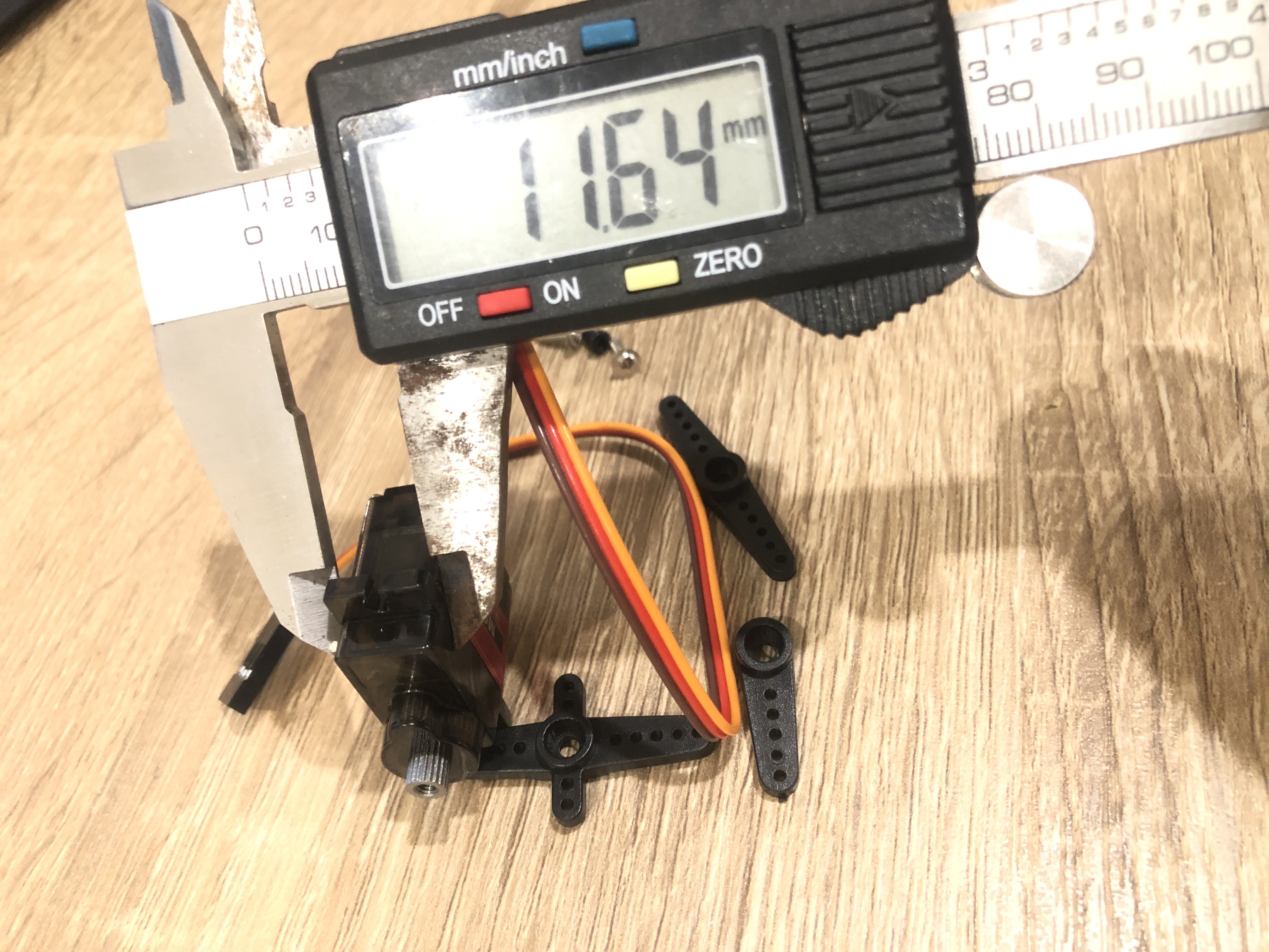 MG90S Servo Motor Metal gear Digital For Rc Helicopter Plane Boat Car and DIY