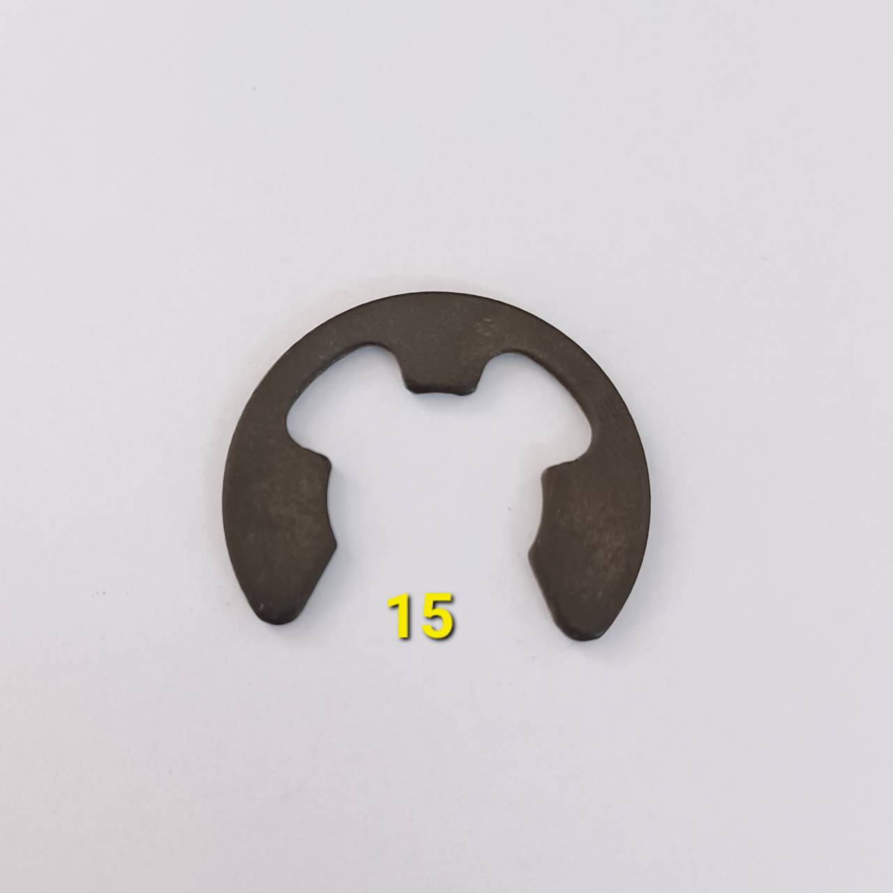 แหวนล็อคเกือกม้า M15 (30*15)