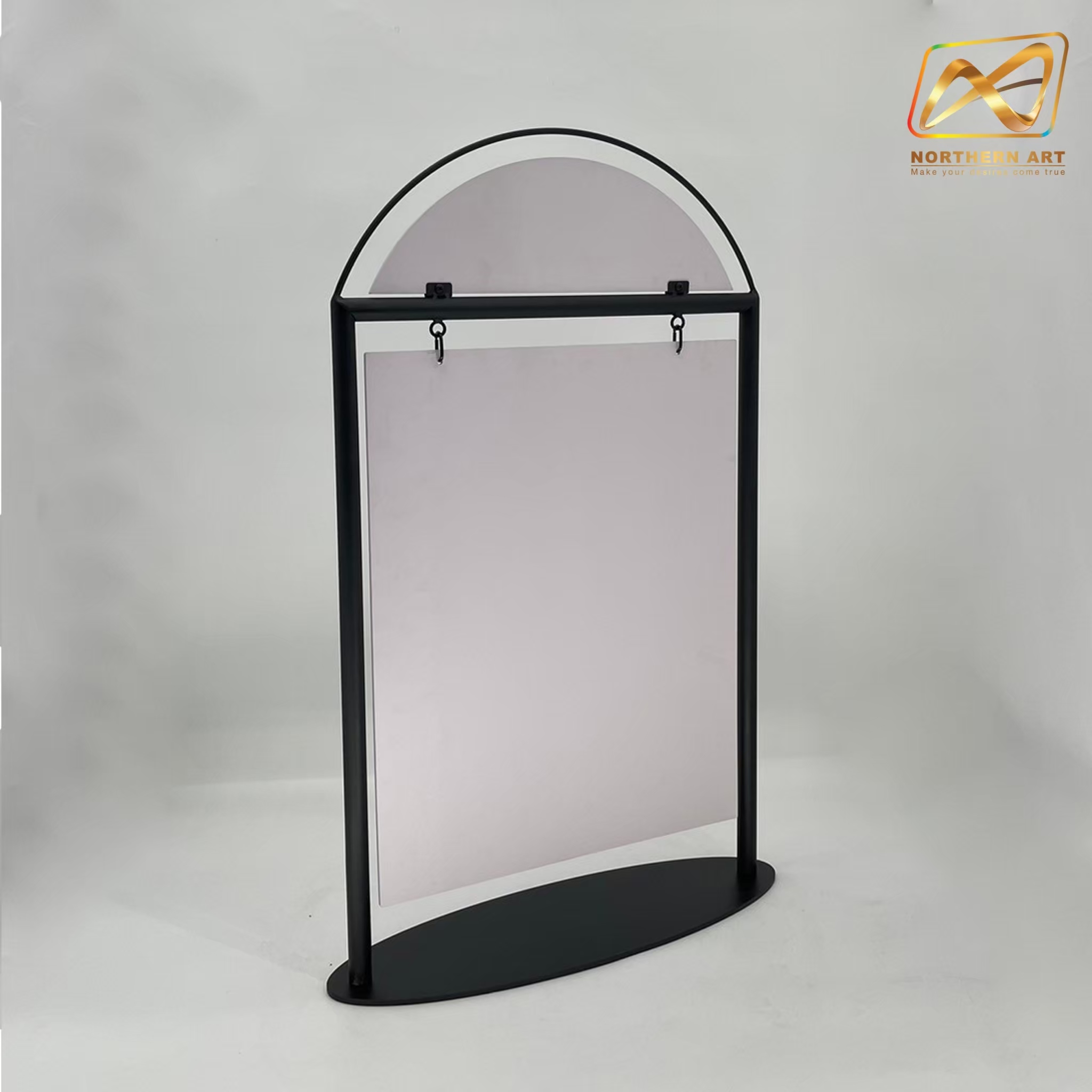 ป้ายตั้งพื้น ป้้ายมินิมอล เหล็กสีดำ ขนาด (W)59 x (H)95 cm. โชว์งานพิมพ์ 2 ด้าน ฐานวงรี ถอดประกอบได้