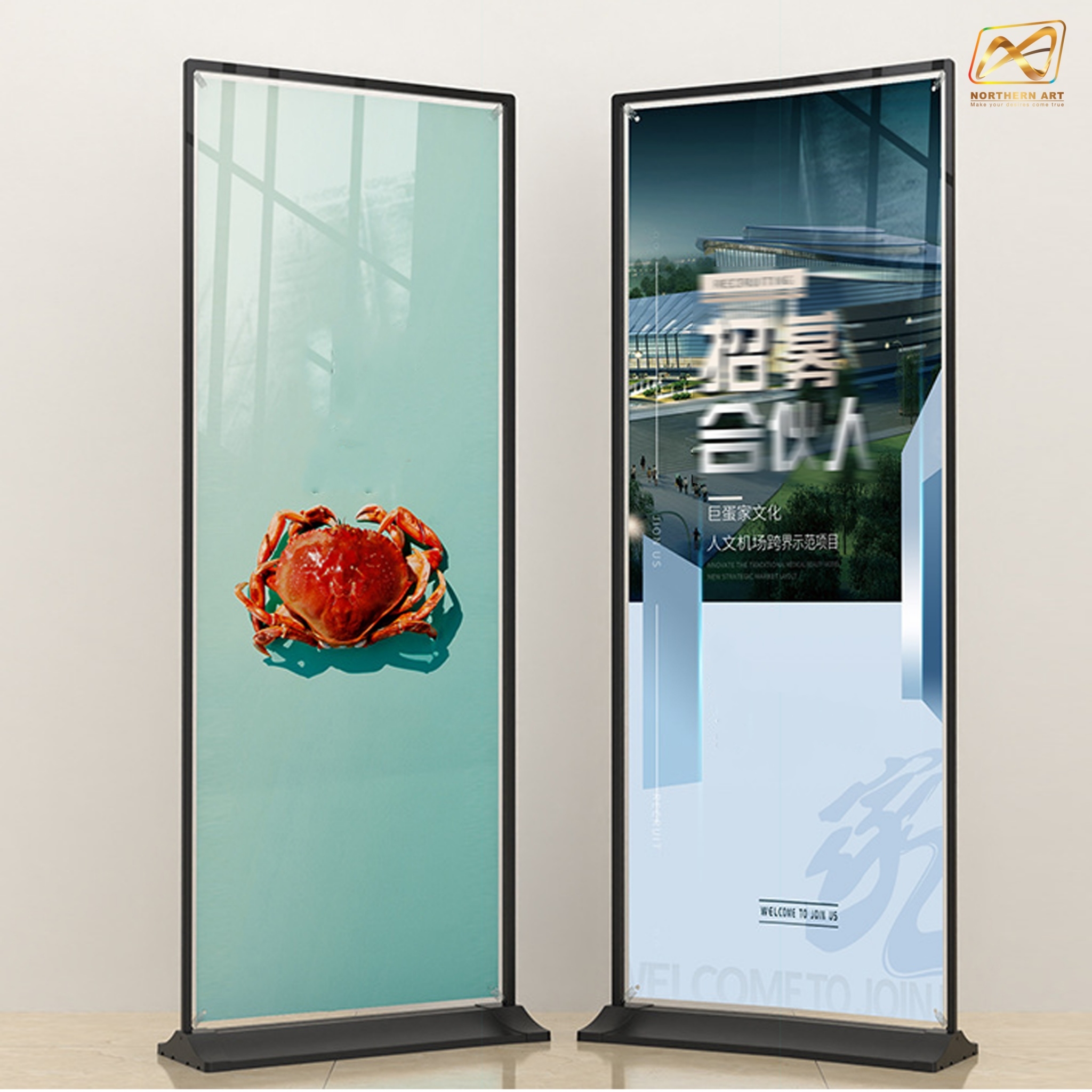 ป้ายตั้งพื้น รุ่นแขวน ฐานพลาสติกขึ้นรูป ขนาด 60x160 ซม. โครงเหล็กสีดำพร้อมขอแขวน 4 มุม ถอดประกอบได้ เคลื่อนย้ายสะดวก