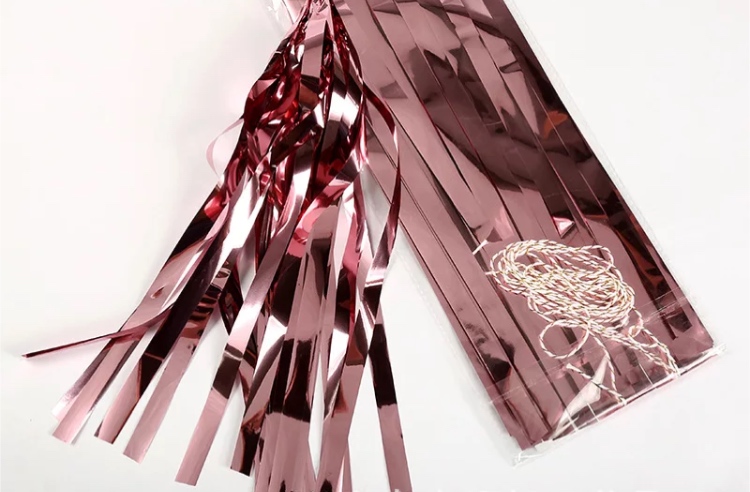 พู่ลูกโป่งเมทัลลิก : 5 ชิ้นต่อแพ็ค