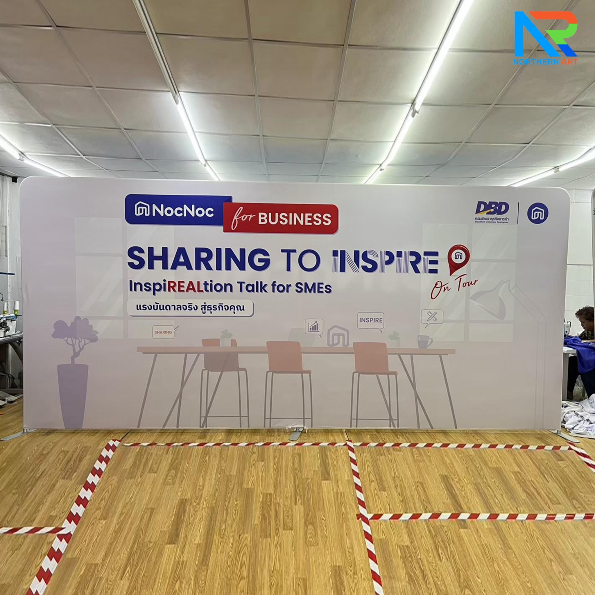 แบคดรอบผ้า Fabric Backdrop รุ่นตรง ขนาด (H)200 x (W)120-1000 cm. โครงอะลูมิเนียม ถอดประกอบได้ แถมฟรี! กระเป๋าใส่อุปกรณ์ 1 ใบ
