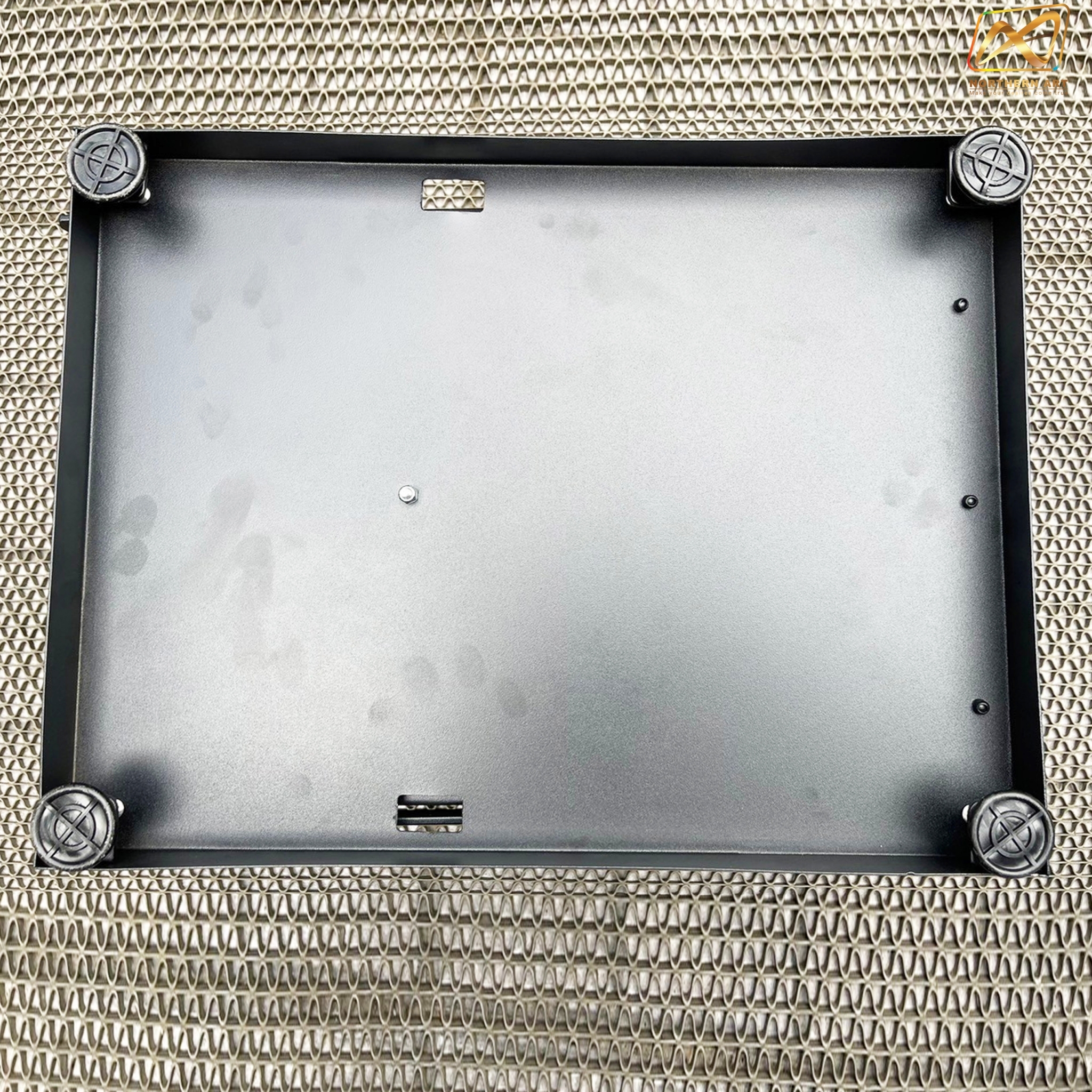 ชั้นวางโบรชัวร์เหล็ก สีดำ รุ่นพับได้ 2 ด้าน ขนาด A4 พับเก็บได้ เคลื่อนย้ายสะดวก พร้อมกระเป๋า 1 ใบ