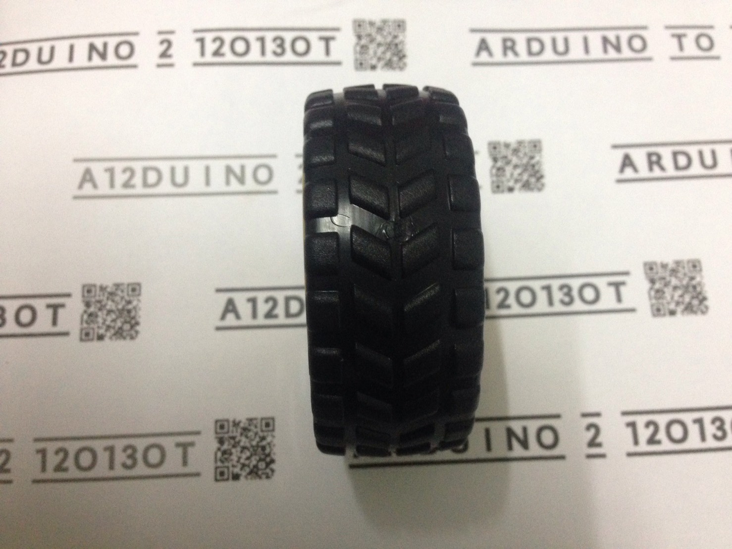 ล้อหุ่นยนต์ยางเรียบ / Rubber wheel / robot / tracing line car line accessories