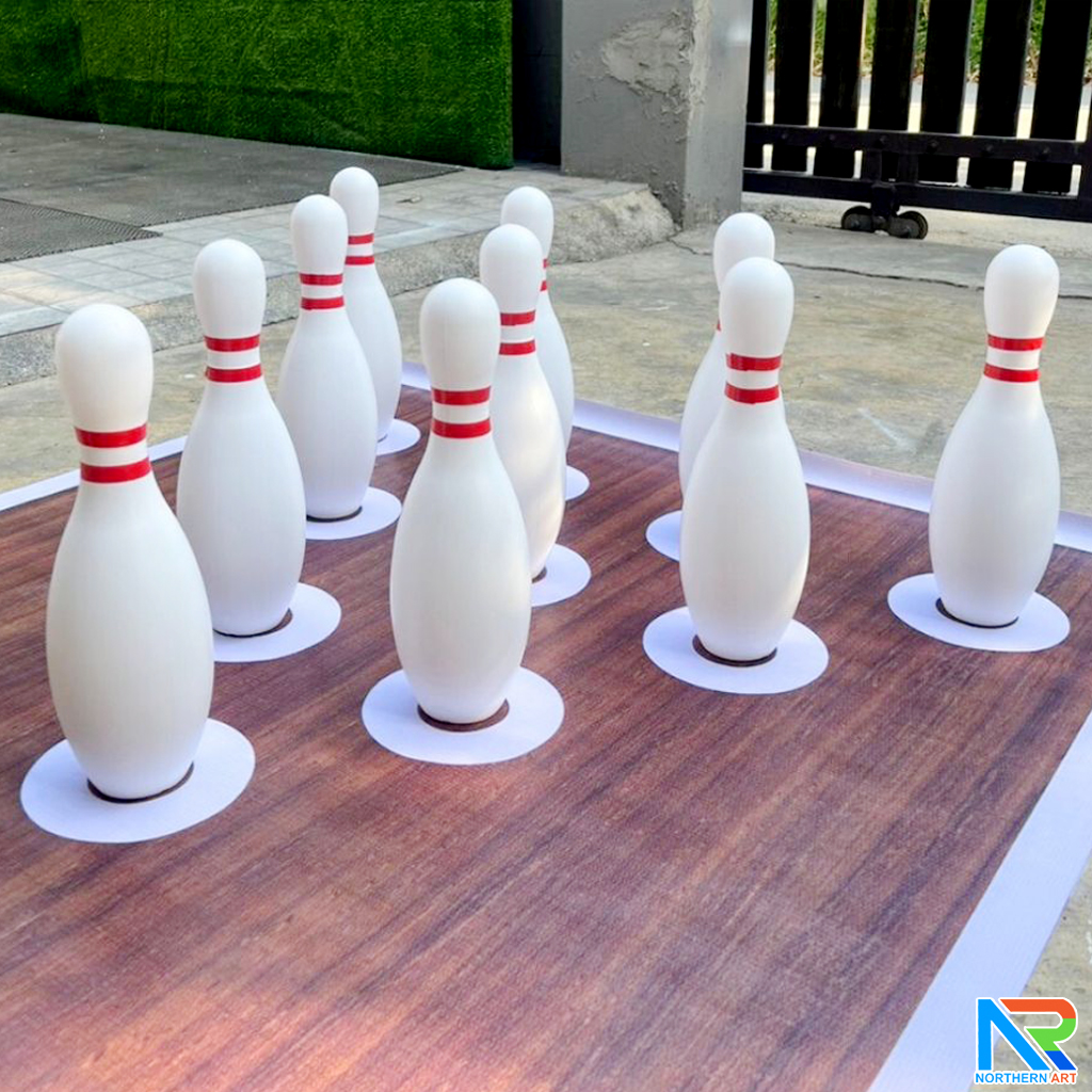 เกมส์โยนโบว์ลิ่งพร้อมผ้าใบ ขนาดโบว์ลิ่ง สูง 30 ซม. ขนาดผ้าใบ (W)100 x (L)497 cm. พร้อมพิน 10 อันและ ลูกบอลสีดำ 2 ลูก