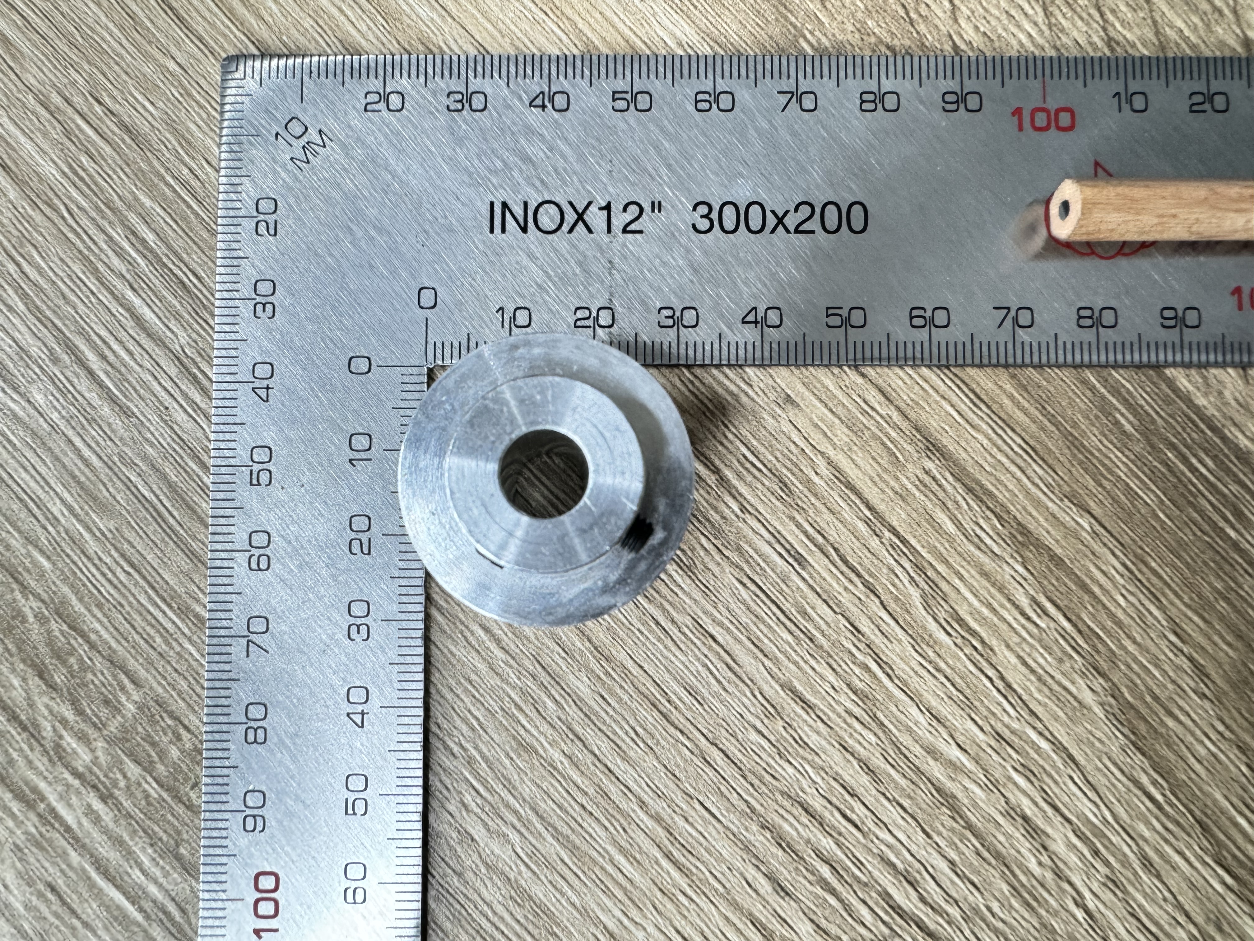 HTD 5M timing pulley 15 teeth bore 8 mm for 5M belt width 15mm (HTD 5M-15T-8B-15)