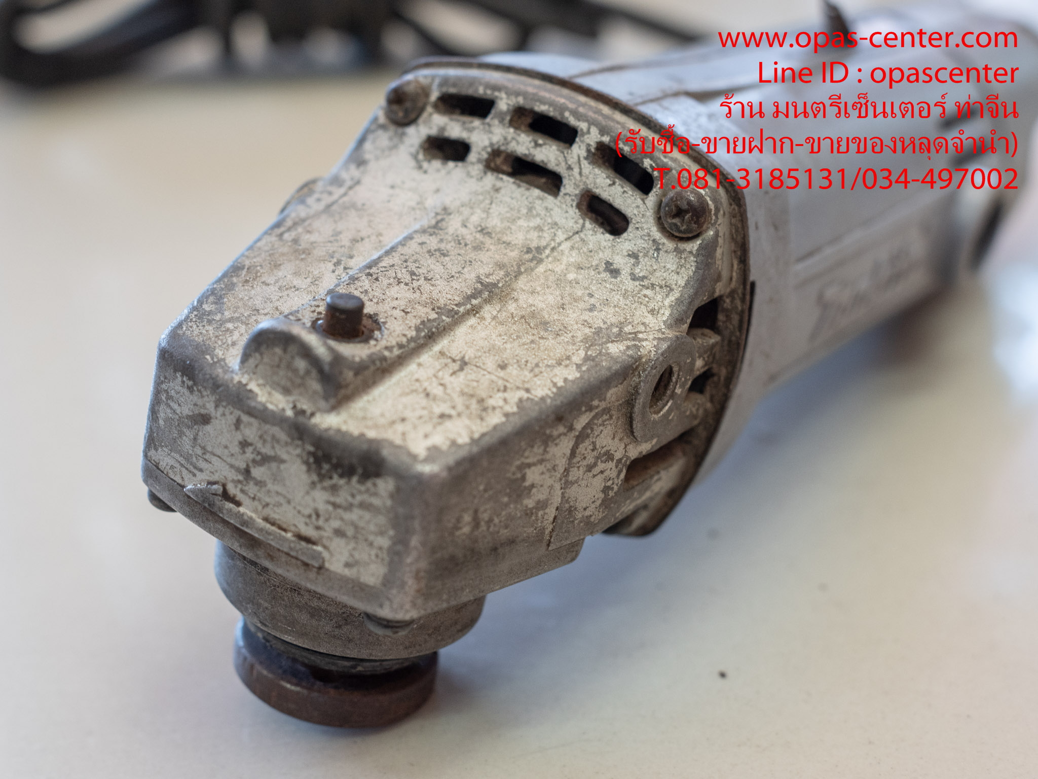 เครื่องเจียร์ หินเจียร 4 นิ้ว MAKITA 9500NB ของแท้ Made in Japan มือสอง สภาพดี