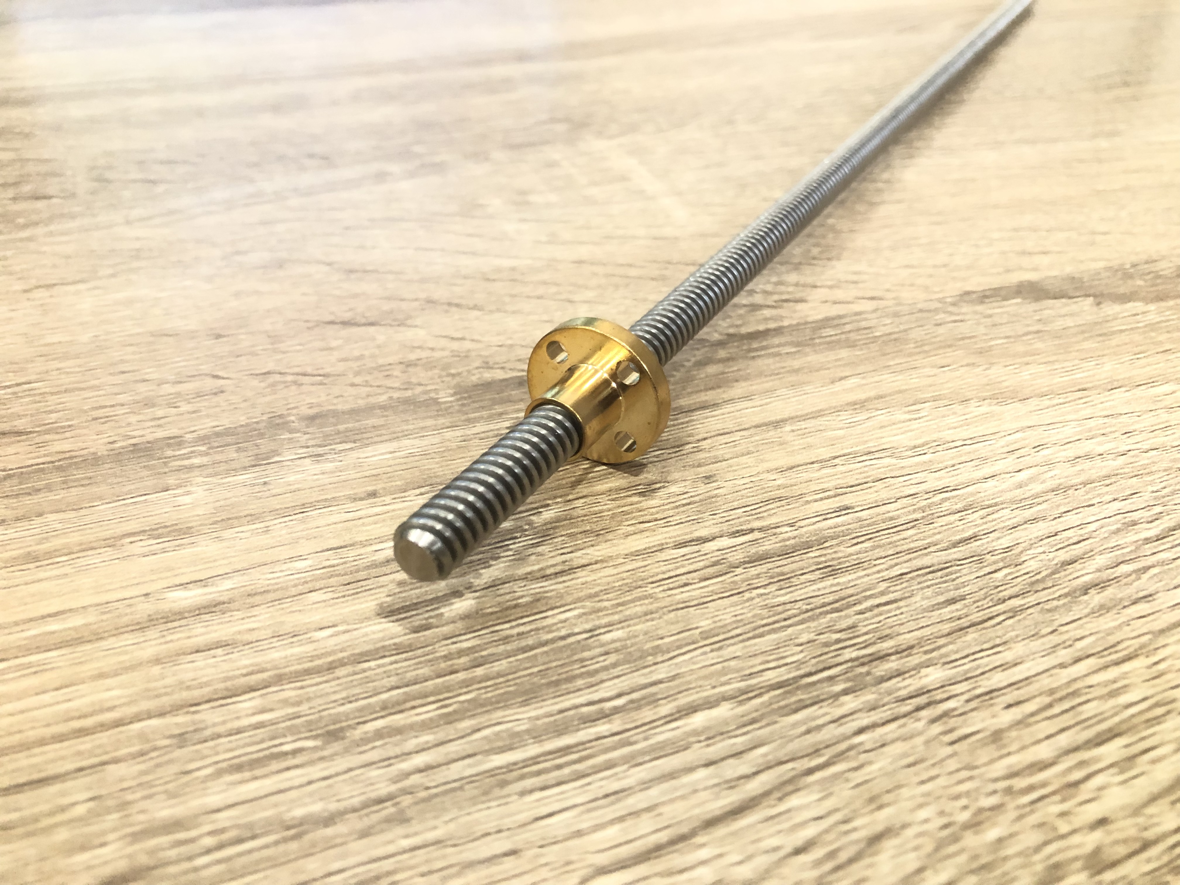 304 stainless steel T8 Lead Screw Length 500mm และ Copper Nut (Pitch=2mm, Lead=4mm)