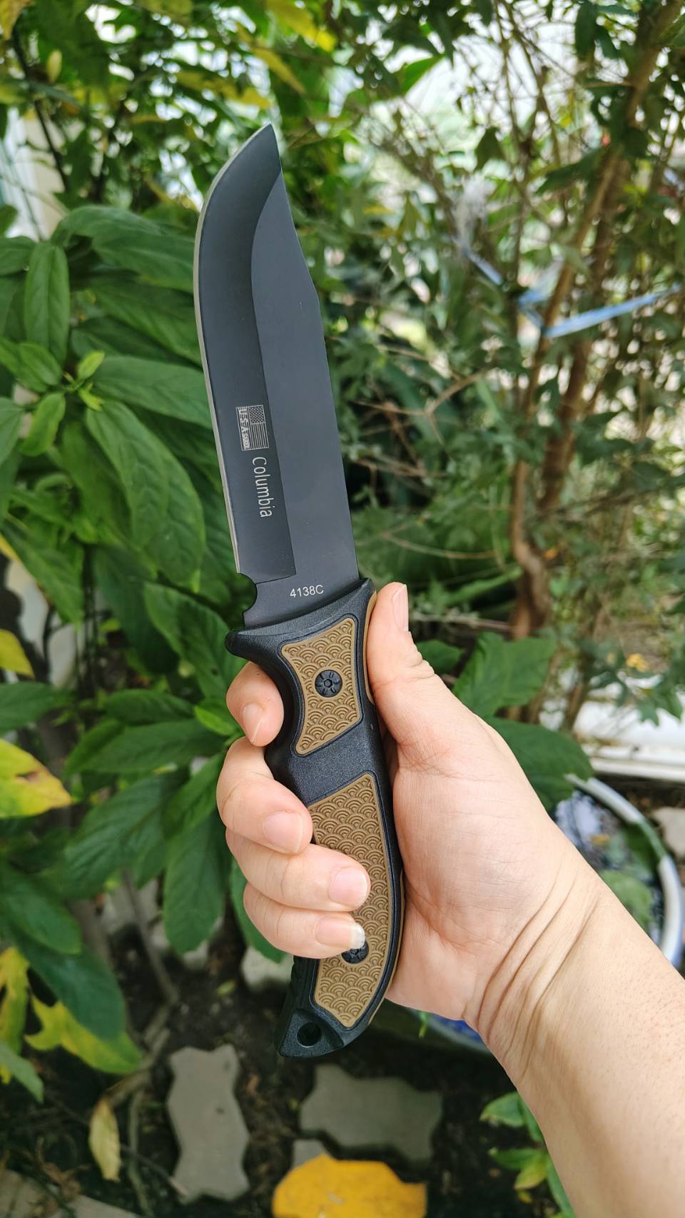 มีดใบตาย ใบสแตน420 ด้ามพลาสติกผสมยาง หนึบมือไม่ลื่น เหมาะกับใช้ทำอาหารหรือใช้ทั่วไป มาพร้อมซองพลาสติกมีช่องใส่ที่รัดขา ราคางามพร้อมส่ง โปรดระบุสีที่ต้องการสั่งในหมายเหตุ