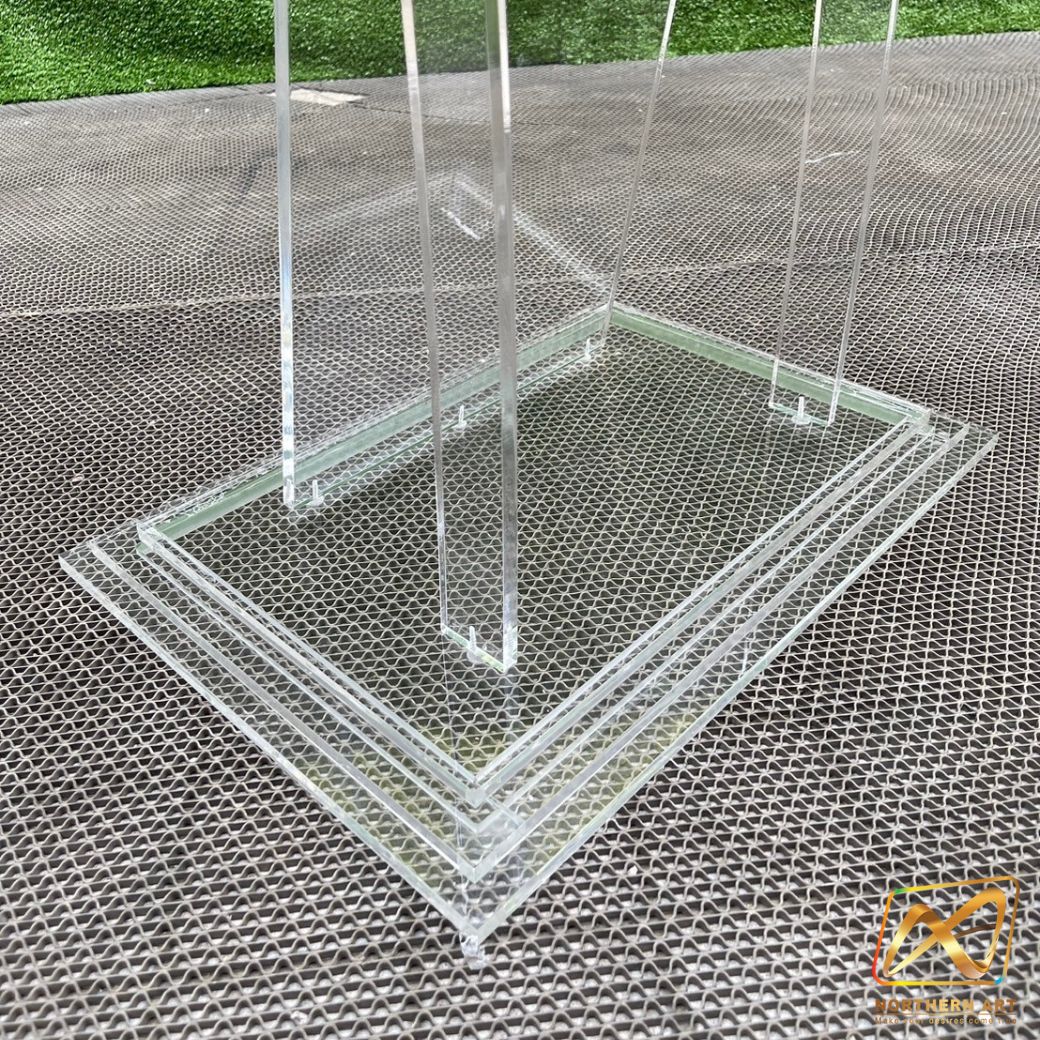 โพเดียม อะคริลิคใส รุ่น AC-29 TOP เอียง ขนาด(W)59 x (L)38 x (H) 110 ซม.(งานนำเข้า)