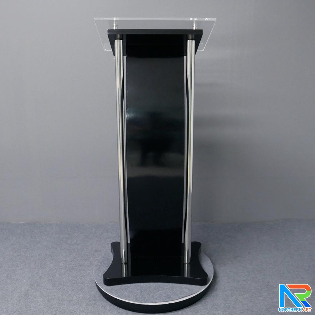 โพเดียมไม้ สีดำ ขนาด (W) 41 x (L) 50 x (H) 120 cm. พร้อมเสาสแตนเลสคู่ TOP เอียง อะคริลิคใส ติดหมุด