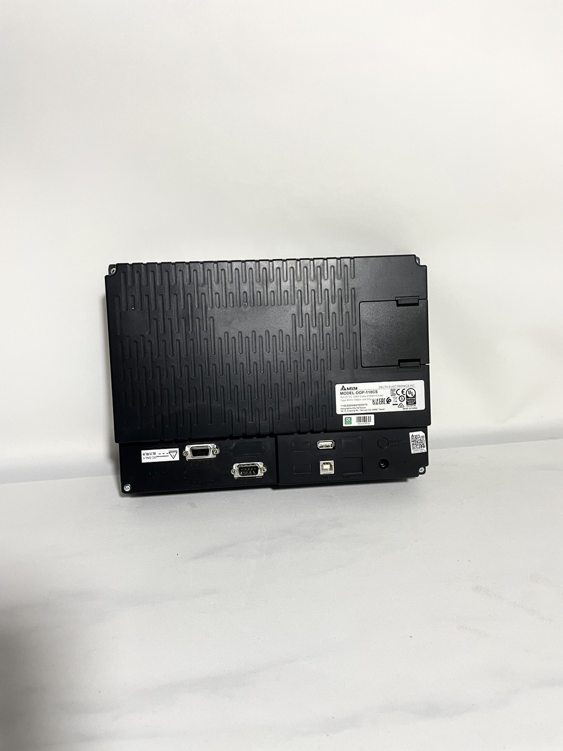 Delta HMI DOP-110CS 10-inch Standard