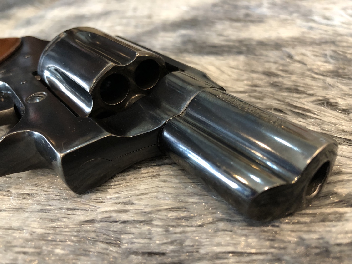 [ปืนฝากขายมือสอง] ปืนลูกโม่ 38 COLT DETECTIVE SPECIAL 2นิ้ว เกลียวลำกล้องลึก น่าสะสมตัวหายาก ผลิตปี 1967 อย่างสวย (รับประกันการตัดโอน ตัวปืน และอื่นๆเช่นเดิม !!)