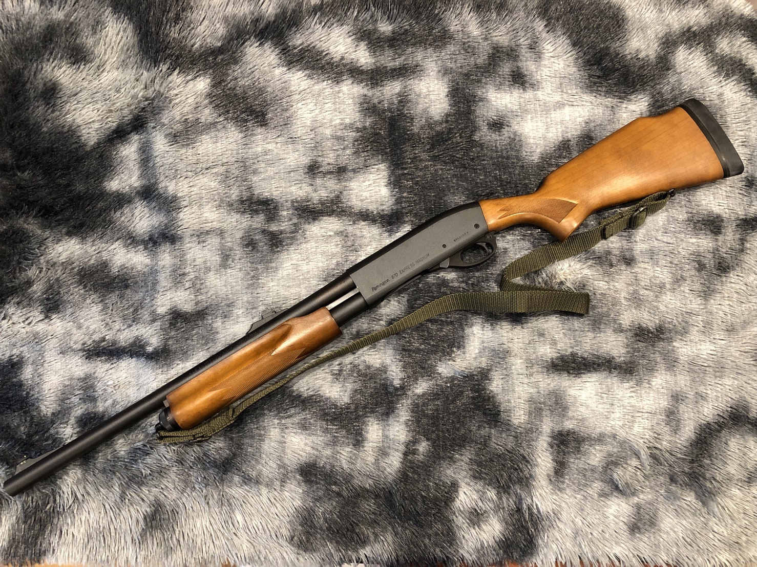 **ขายแล้ว** [ปืนฝากขายมือสอง] Remington 870 12(5) นัด ปั้มแอคชั่น โคตรเท่ห์ โครตสุด แค่เสียงปั้มก็สะใจแล้ว เหล็กล้วน สภาพดี ใช้งานเยียม !!!!