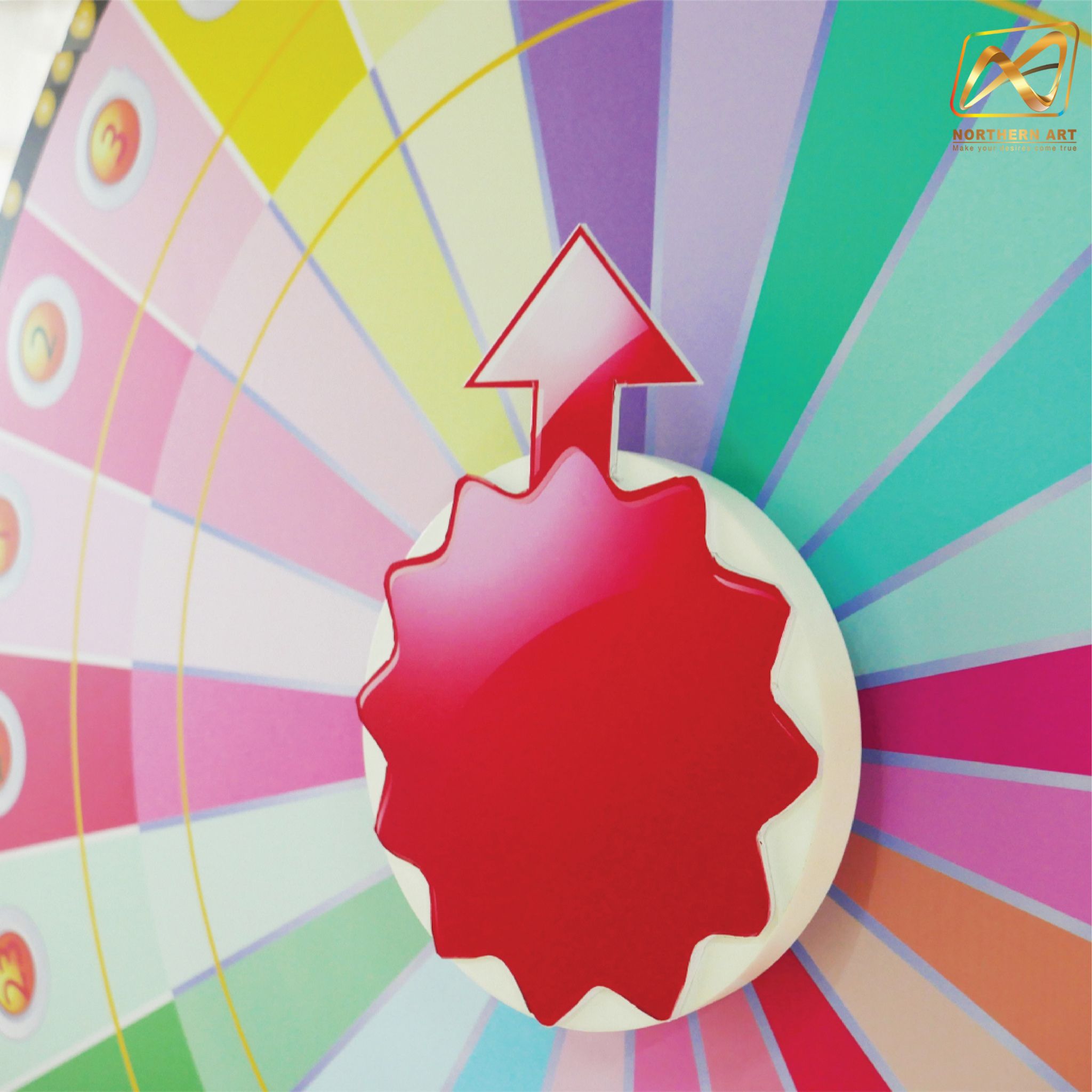 เกมส์วงล้อไม้ ตั้งพื้น ขนาดวงล้อ 80 ซม. สูง 168 ซม. มีล้อเลื่อน สามารถอออกแบบสติ๊กเกอร์ได้ตามความต้องการ