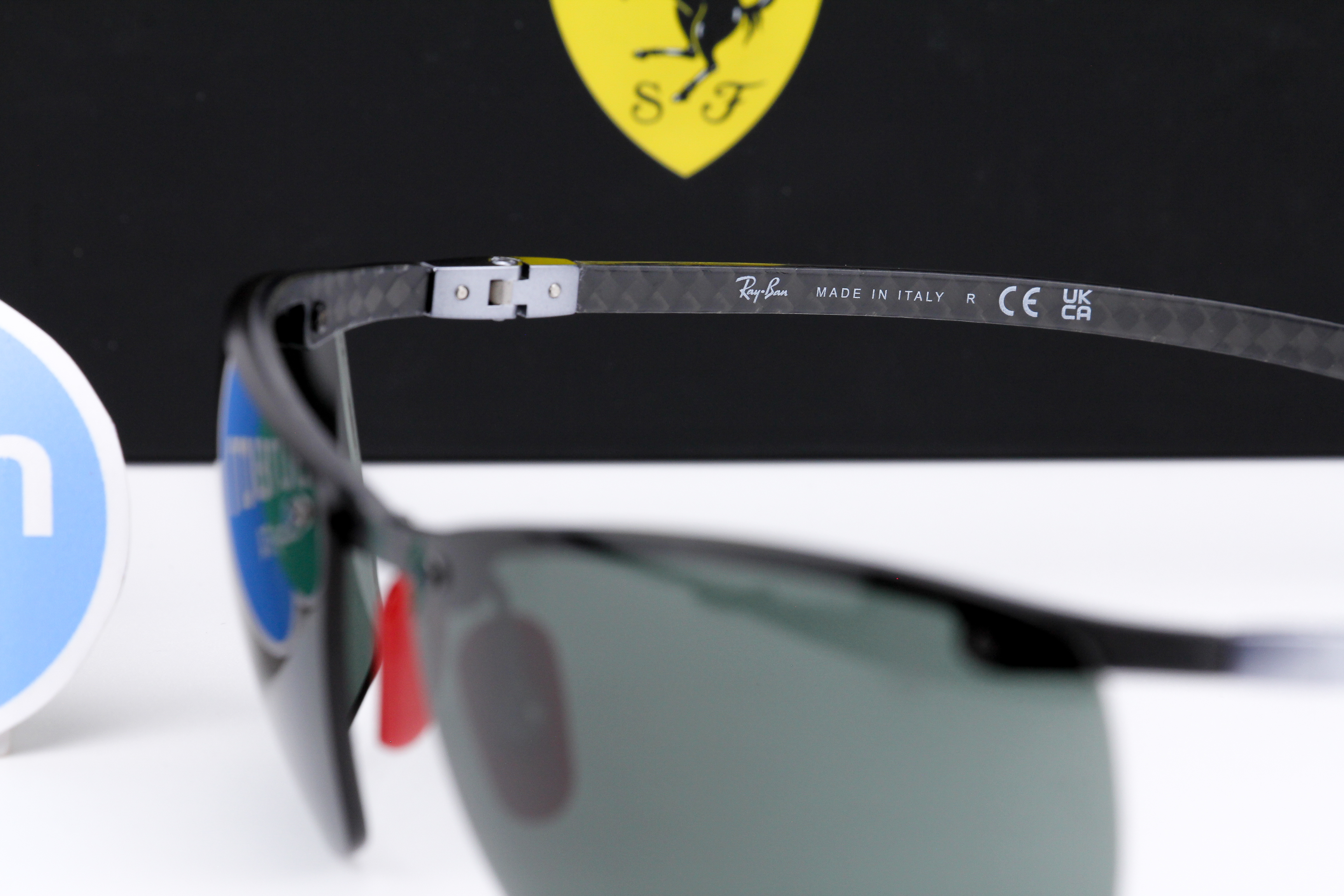 RayBan Ferrari Collection RB8305M F005/71