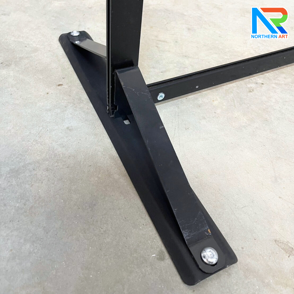 บอร์ดนิทรรศการ แบบตั้งคู่ ขนาด 100 x 200 cm. พร้อมขาตั้ง โครงอะลูมิเนียม สีดำ ถอดประกอบได้