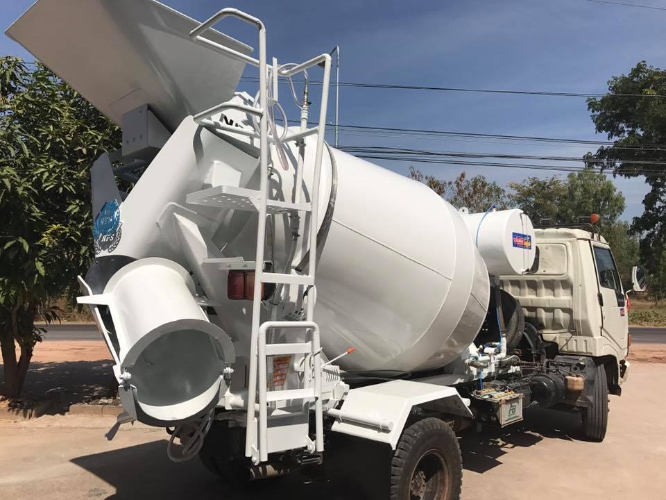 โม่ 2.5 คิว