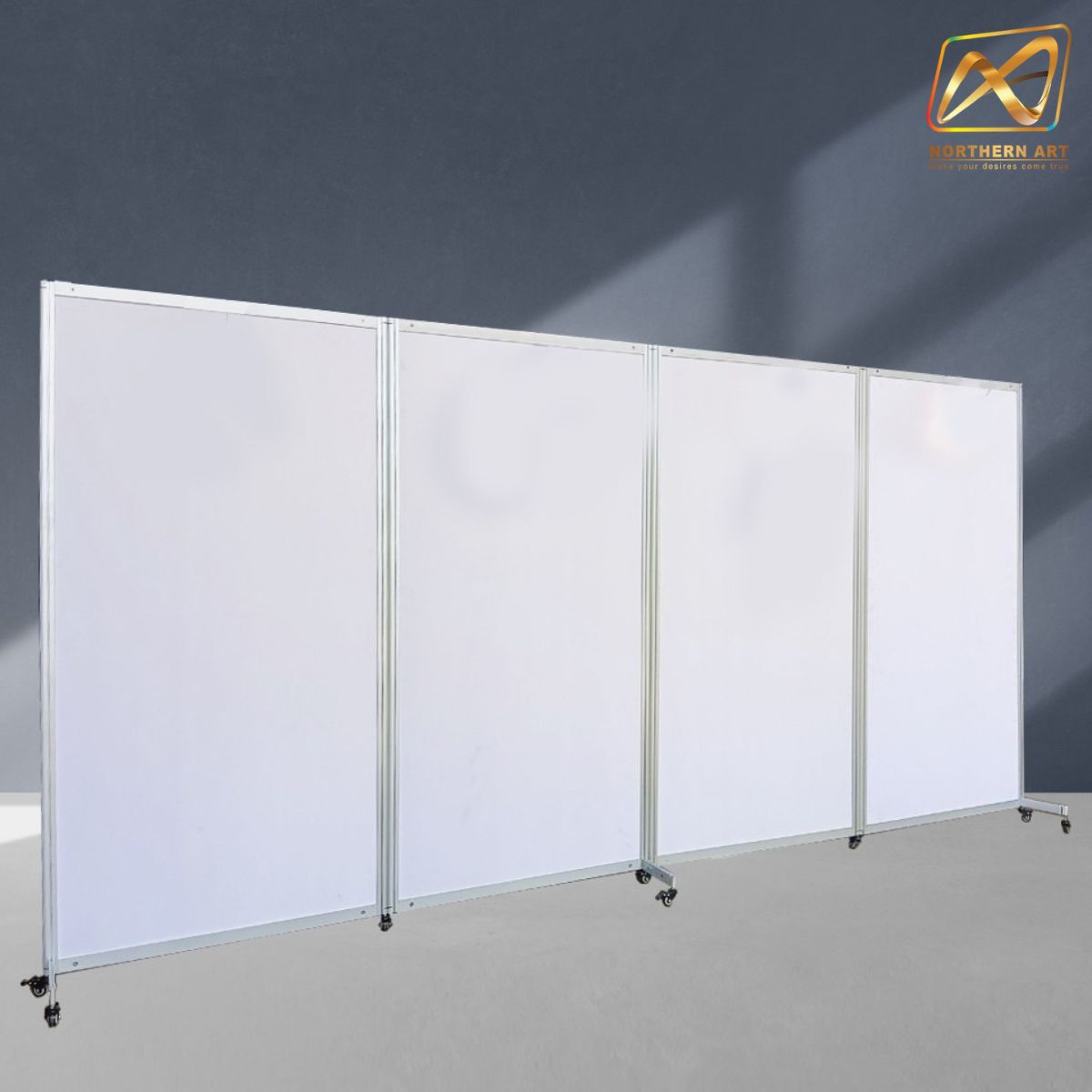 บอร์ดจัดนิทรรศการ บอร์ดอะลูมิเนียม ตั้งตรงต่อเนื่อง 4 บาน ขนาด 100x200 ซม. ถอดประกอบได้ มีล้อเลื่อน พับได้ เคลื่อนย้ายสะดวก