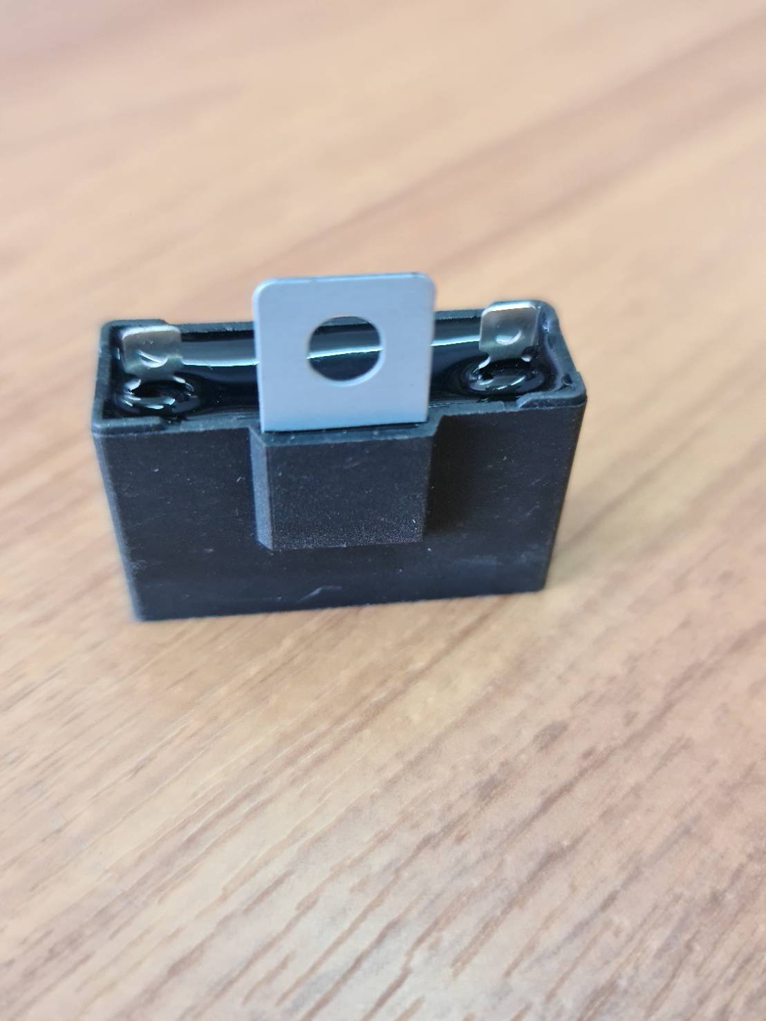 0000588 อะไหล่พัดลม คอนเนคเตอร์ คาปาซิตเตอร์ C1.5uF (capacitor 1.5uF)