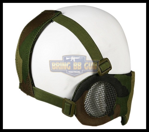 หน้ากากตะแกรงครึ่งหน้า รุ่นแก้มผ้ามีที่ปิดหู