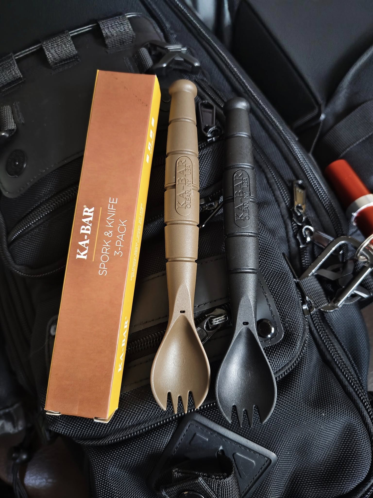 สุดยอดช้อน-ส้อม-มีด 3-in-1 สำหรับสาย Outdoor และนักเดินทาง! 🎯ซ่อนมีดคม: ดึงแยกตัว Spork ออก จะพบมีดใบหยักซ่อนอยู่ (ยาว 2.5 นิ้ว)