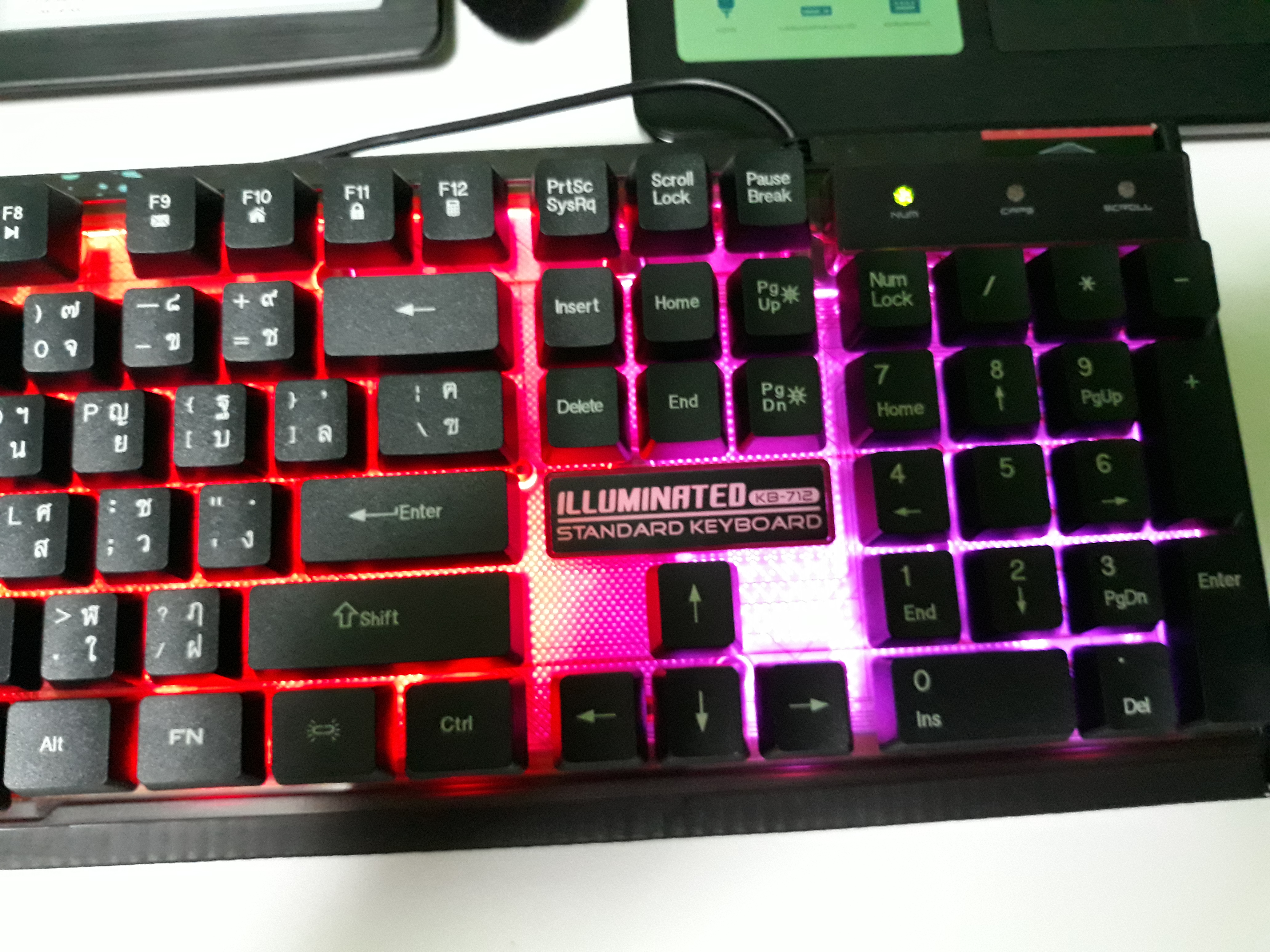 คีย์บอร์ดคอมพิวเตอร์มีไฟ LED USB แป้นไทย อังกฤษ เปิดปิดไฟได้ Signo