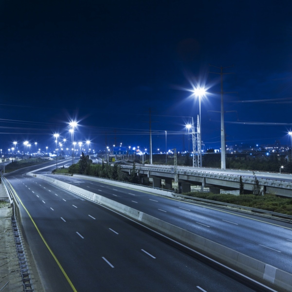 โคมไฟถนน FSL-STR-90W แสงขาวและวอร์มไวท์