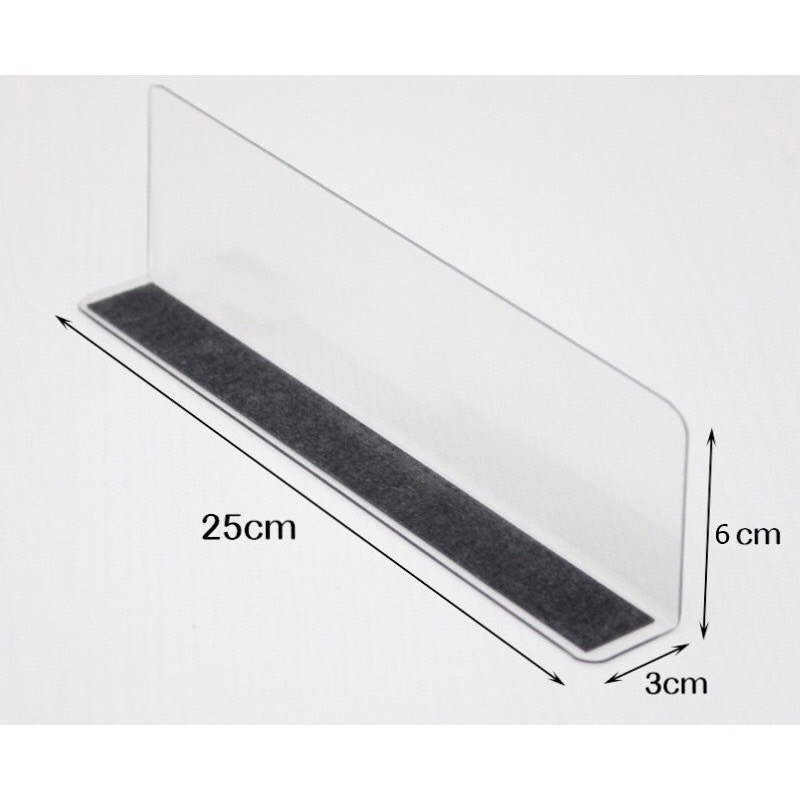 ตัวกั้นระหว่างสินค้า✌🏼จัดระเบียบชั้นวางหรือกันสินค้าตก มีแม่เหล็กให้ พลาสติกหนาเเข็งเเรง มีฟลิมกันรอยให้ อายุใช้งานนาน