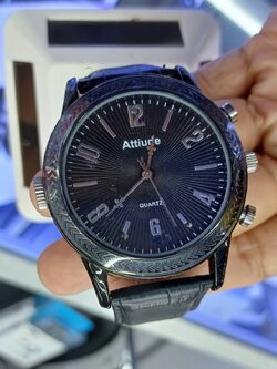 Spy Watch Camera กล้องนาฬิกาข้อมือ รุ่น W20 สายหนัง กล้องมีความละเอียดวีดิโอ Full HD