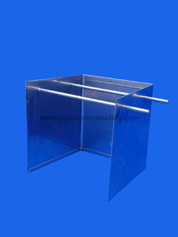 ที่กั้นลมพร้อมที่วางตะแกรงลวด