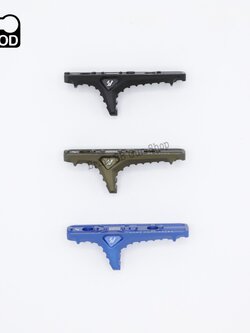 กริ๊ปมือหน้า ยี่ห้อ Strike Industries (ใช้ได้กับชุดหน้าระบบราง M-Lock และ Keymod)