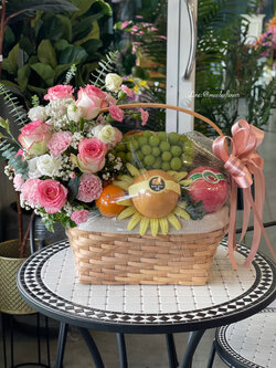 กระเช้าผลไม้ delivery กระเช้าผลไม้ดอกไม้ กระเช้าผลไม้นอกนำเข้า กระเช้าผลไม้ premuim