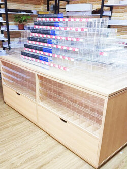 ชั้นวางปากกา อุปกรณ์สำนักงานต่างๆ