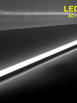 ชุดหลอดพร้อมราง (ถอดหลอดไม่ได้) IWC-SET-PVC-T8-18W แสงขาวและวอร์มไวท์