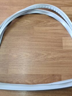 0000611 ขอบยาง ตู้เย็น Toshiba GR-2504.D