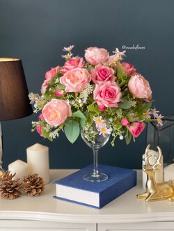 แจกันดอกไม้ประดิษฐ์ แจกันดอกไม้แสดงความยินดี แจกันดอกไม้สำหรับผู้บริหาร แจกันดอกไม้แต่งบ้าน แจกันดอกไม้ปลอม ดอกไม้คัดเกรดพรีเมี่ยม