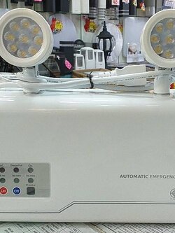 ไฟฉุกเฉิน 2X9W ยี้ห้อ SUNNY