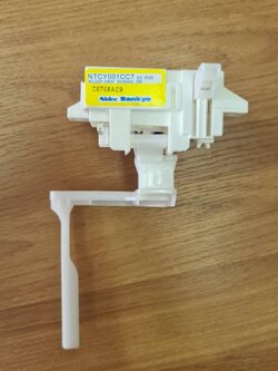 0000585 สวิทซ์ ฝาถัง NTCY001CC7 ฮิตาชิ HITACHI สวิตซ์ฝาถัง