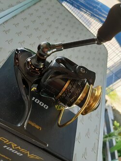 รอกตกปลา สปิน BOGAN Charming DB1000