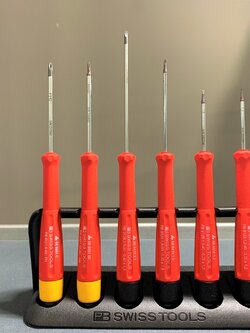 PB Swiss ชุดไขควงงานอิเล็กทรอนิกส์ 6 ตัว พร้อมแท่นวาง (PB8641) onebanmor